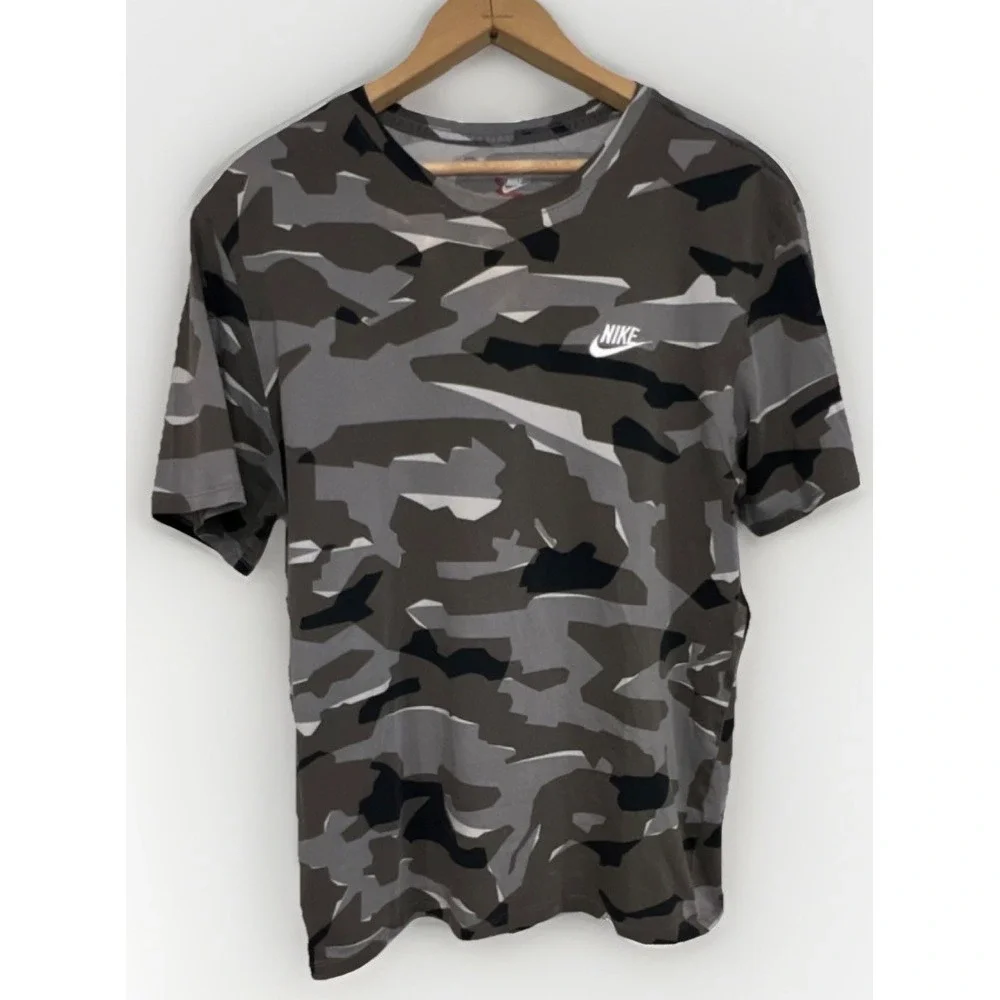 Nike Men's Camouflage Short Sleeve T-Shirt Camo-Gray Size LARGE ( AJ6631-012)